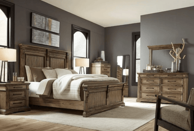 Learn how to accessorize and decorate the bedroom around your bedroom furniture set.