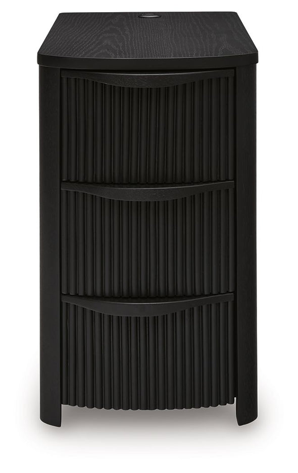 Camdill - Chair Side End Table