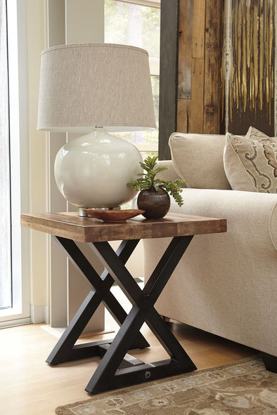 Wesling - Light Brown - Square End Table