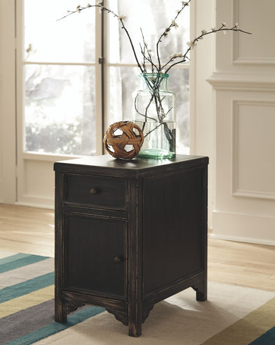 Gavelston - Black - Chair Side End Table